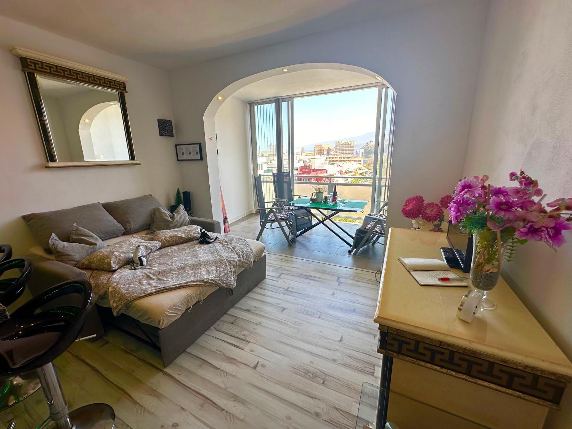 Duplex Apartment *